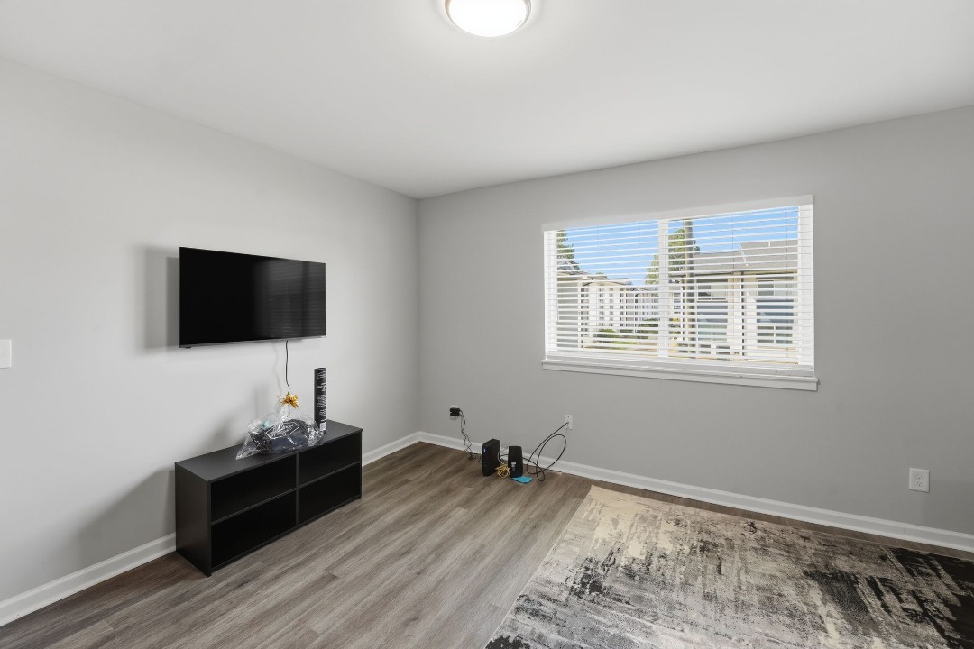 Crossings at · Unit 501 M62 2bd/2bth