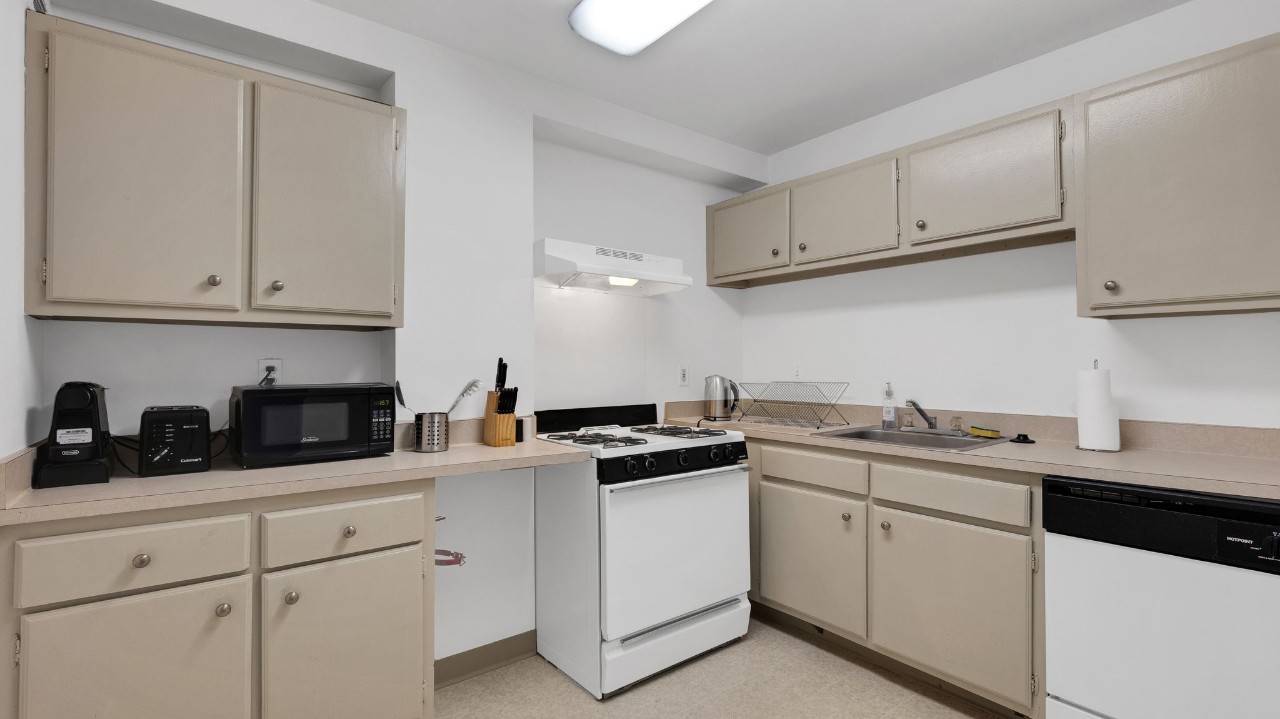 Pa Place 1009, 2br
