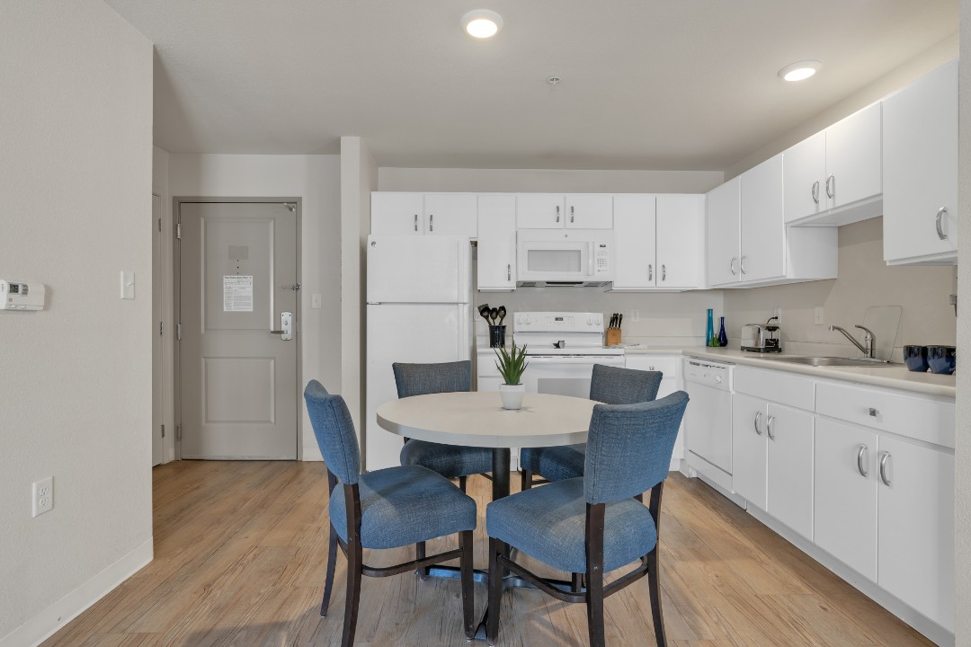 Simplicity At the Rim · Unit 1321 2/2