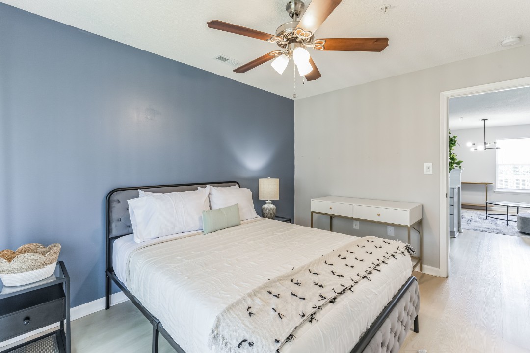 Carlson Bay, 3516-206, · Unit 1/1