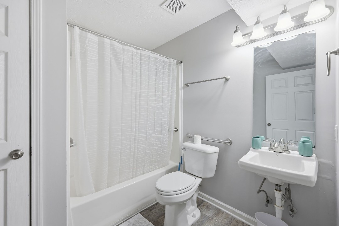 Highland Park apartments · Unit 904 2/2