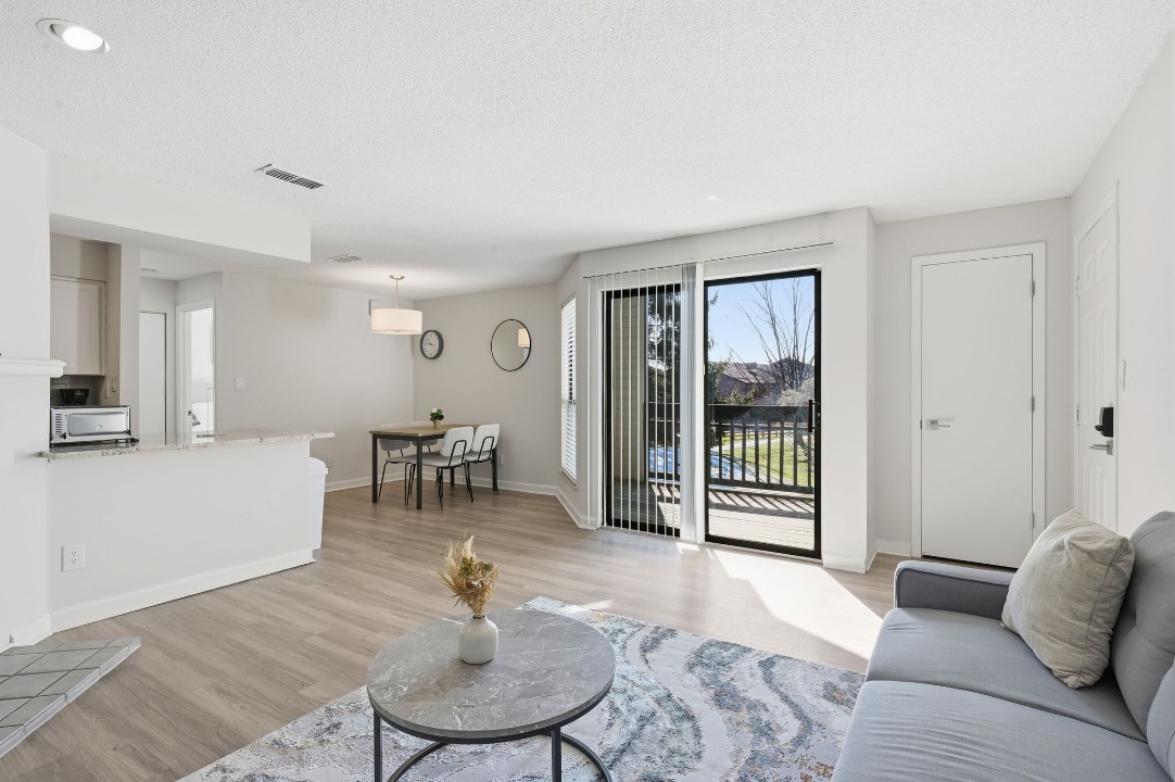 Taylor at 502 · Unit unit 2301-202 1/1