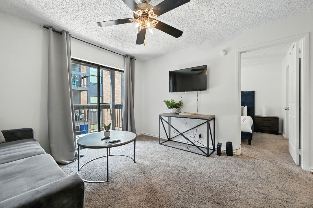 Mueller Flats · Unit 1508 1/1