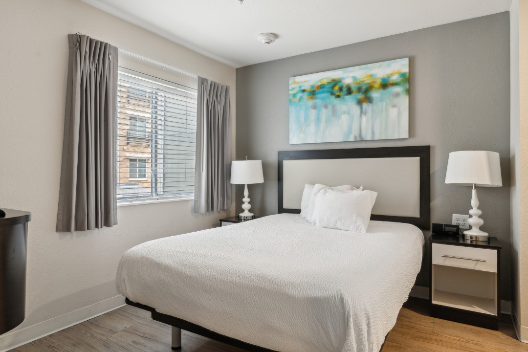 Simplicity At the Rim · Unit 1207  1/1