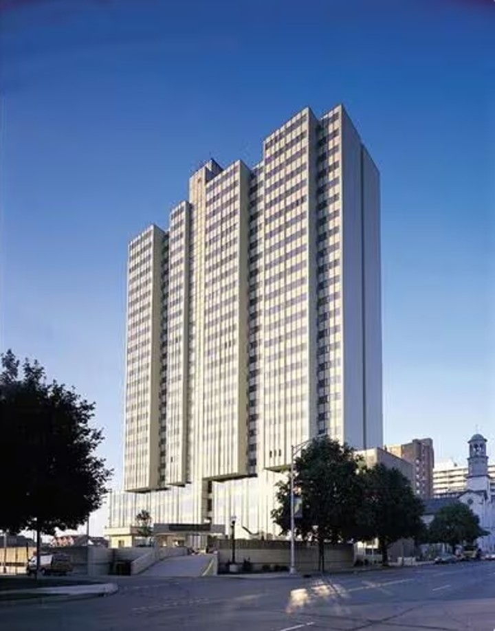 Pa Place 1002, 2br