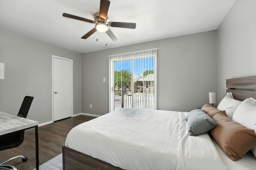 Eureka village · Unit 221 1/1