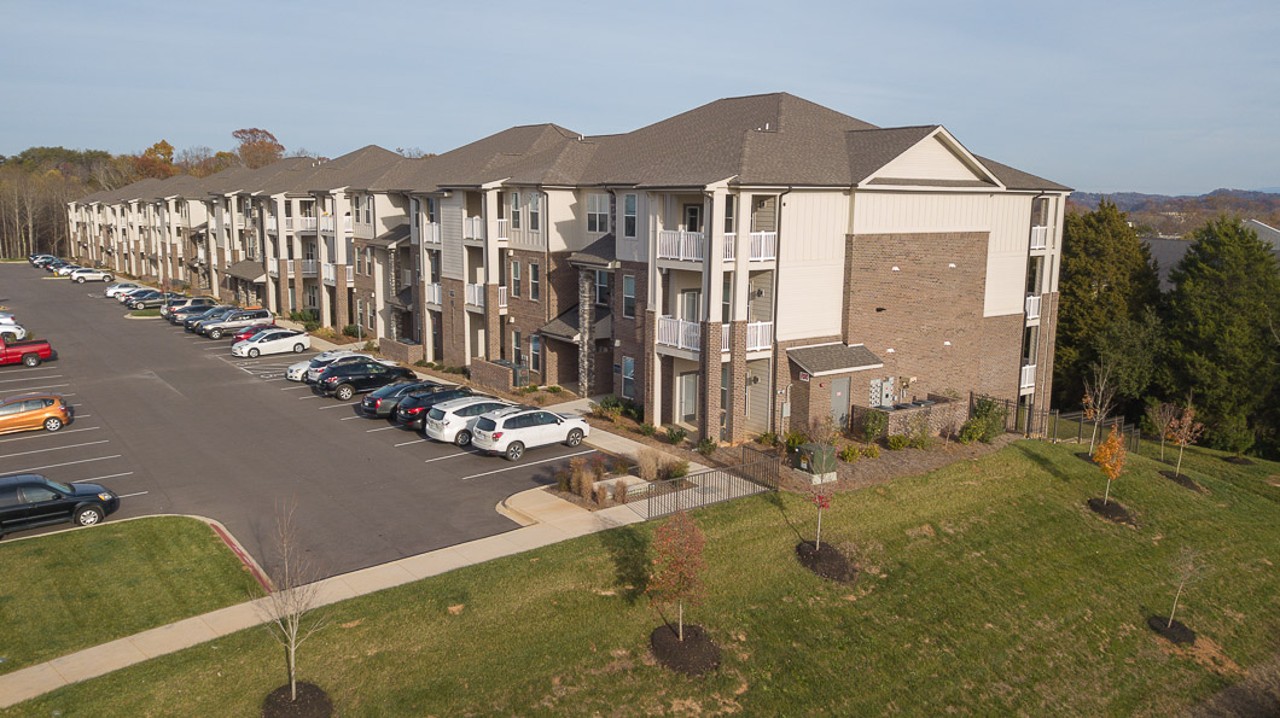 Overlook at Farragut 6301, · Unit 2/2