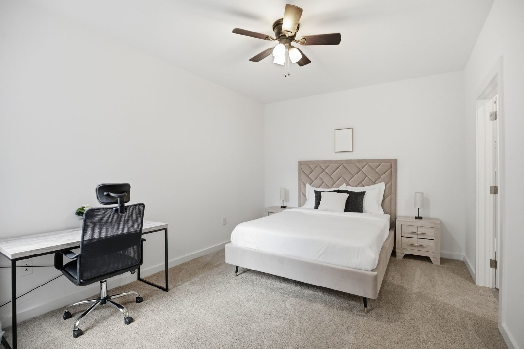1 Bedroom · Signature layout