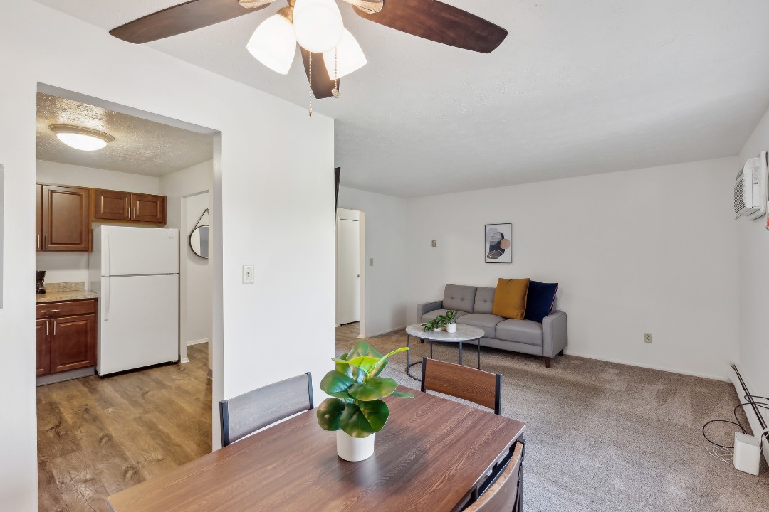 Midtown Towers 3217, · Unit 1/1