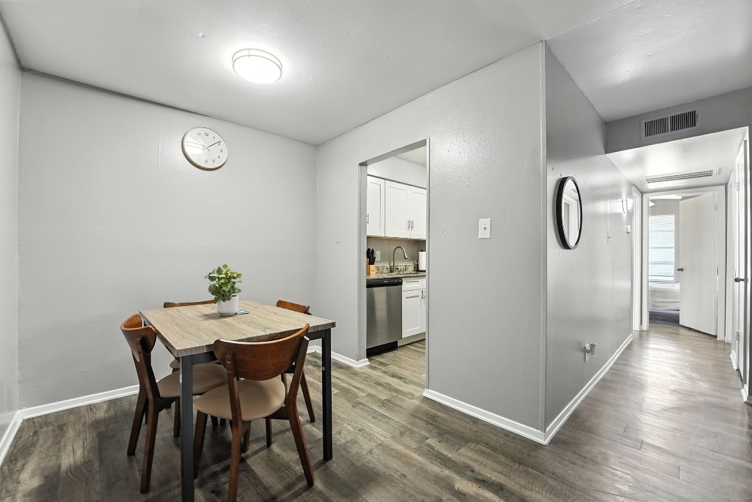 Eureka village · Unit 253 2/1