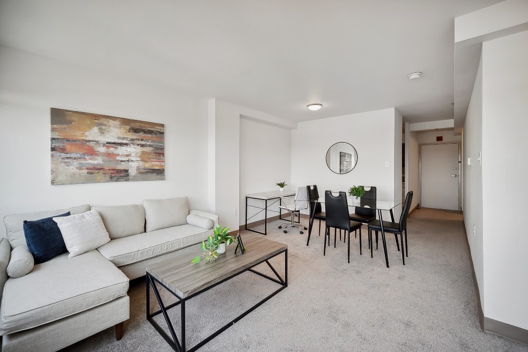 Pa Place 1802, 2br