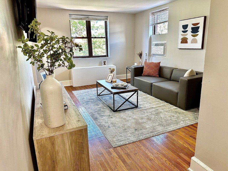 1 Bedroom · Signature layout