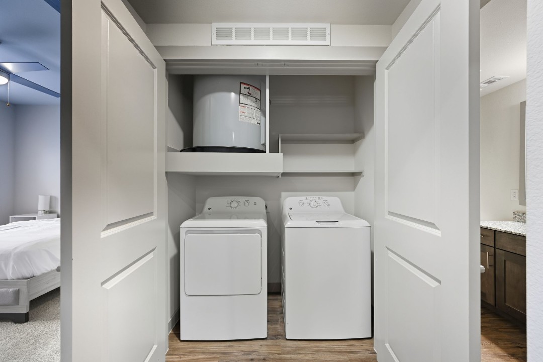 Chisholm Trace · Unit 1035 1/1