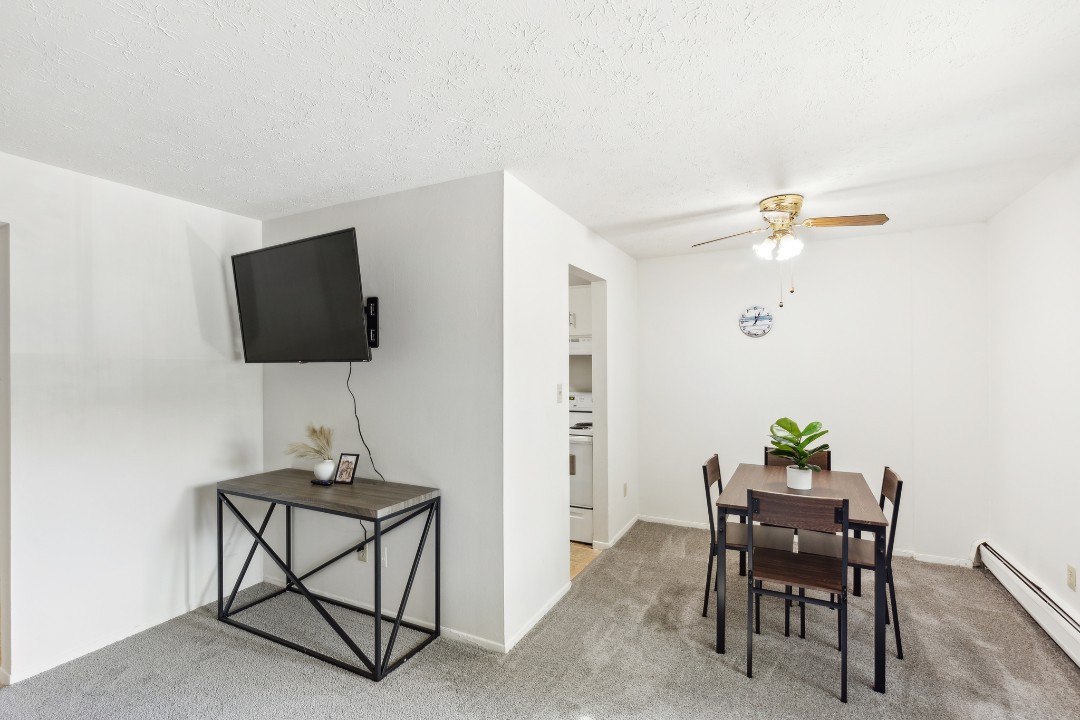 Midtown Towers 3229, · Unit 1/1