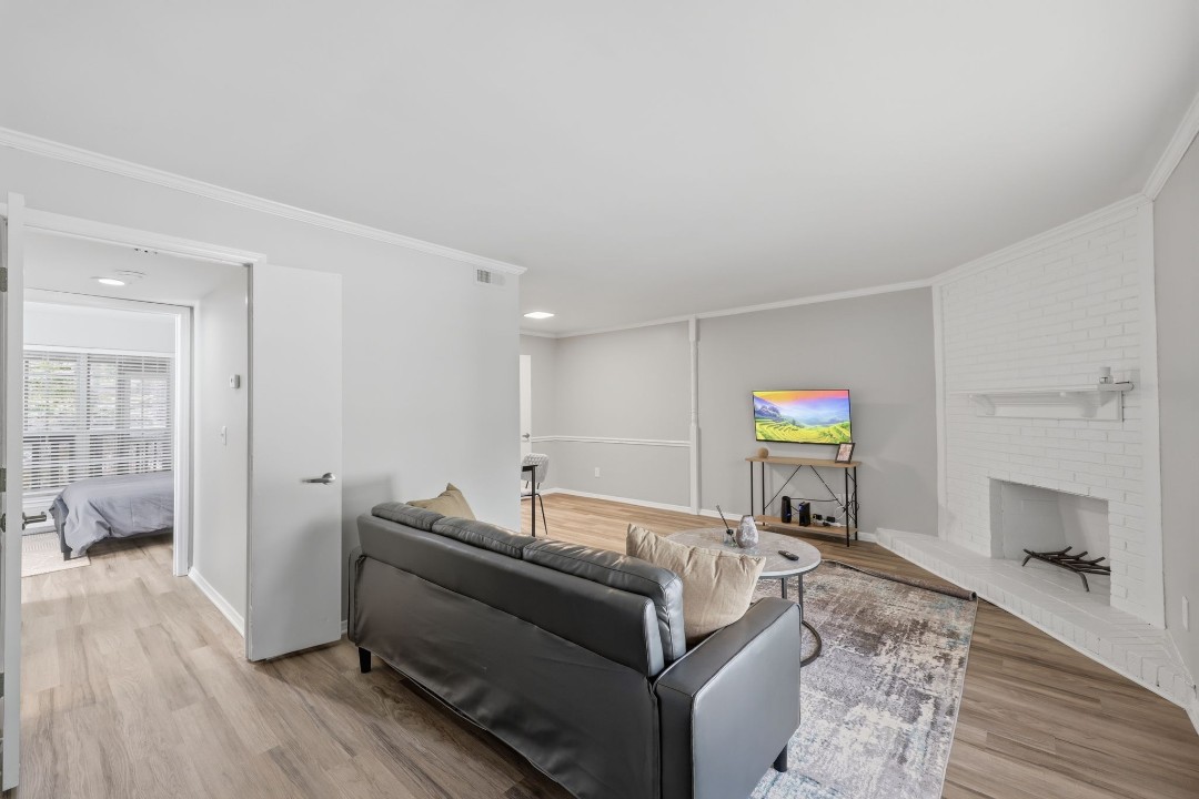 The Domain Apartments · Unit 4915F
