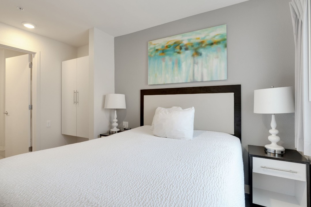 Simplicity At the Rim · Unit 1203  1/1
