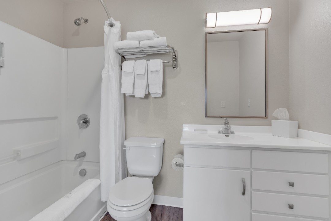 Simplicity At the Rim · Unit 1414 2/2