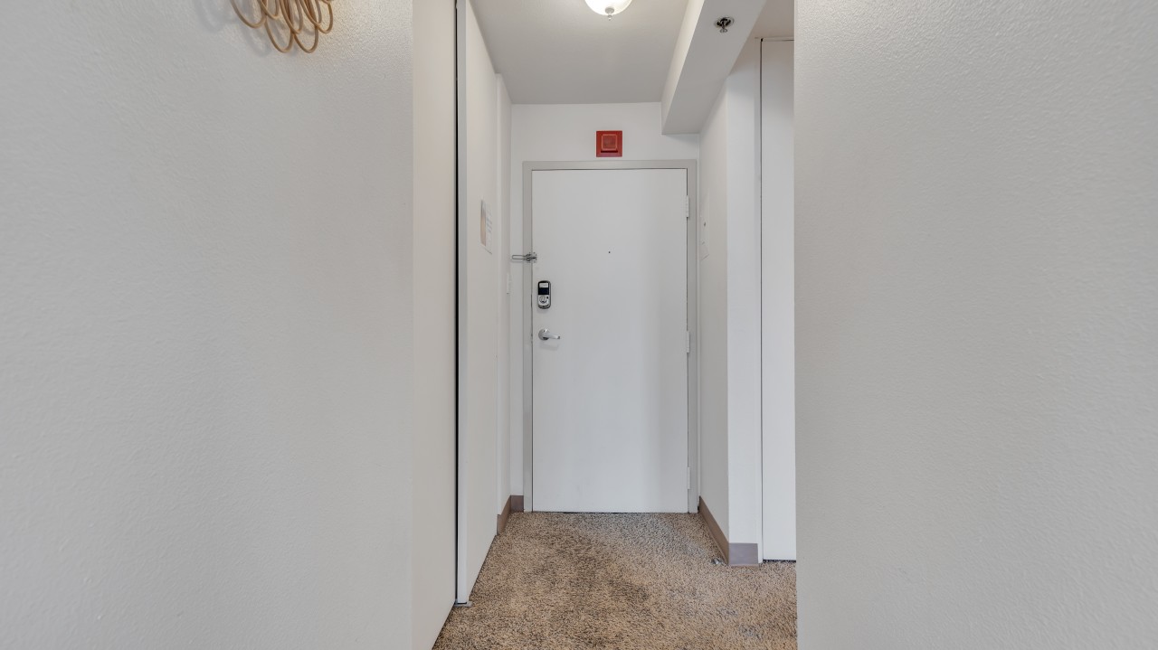 Pa Place 1606, 1br