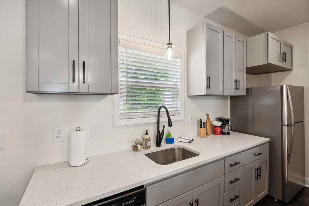 Alto · Unit Q8 2bd/2.5 bth