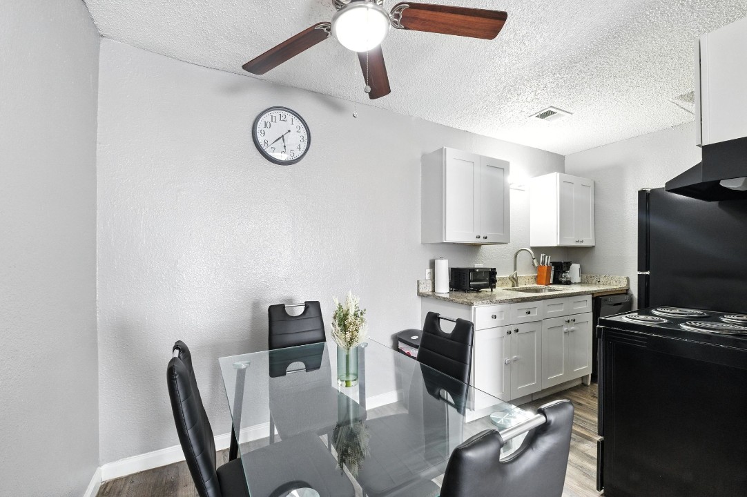 Pioneer Creek 604-07 · Unit 1/1