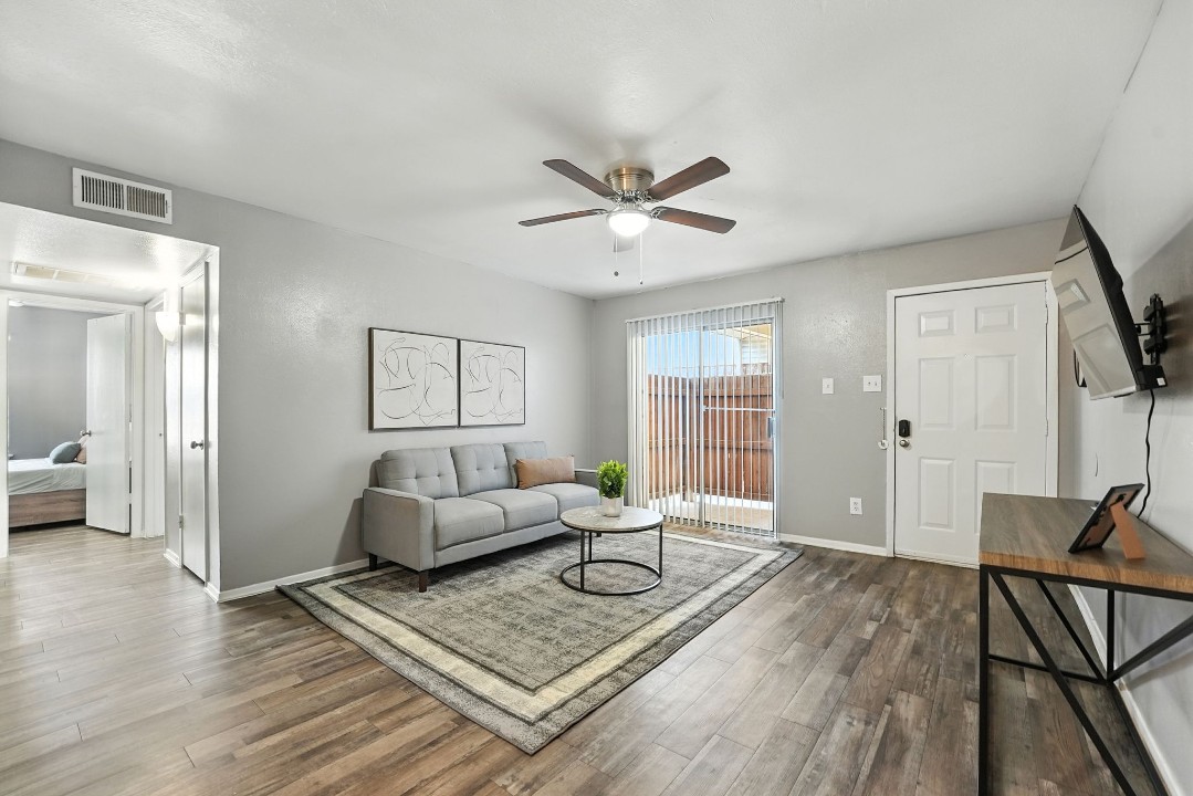 Eureka village · Unit 225 2/1