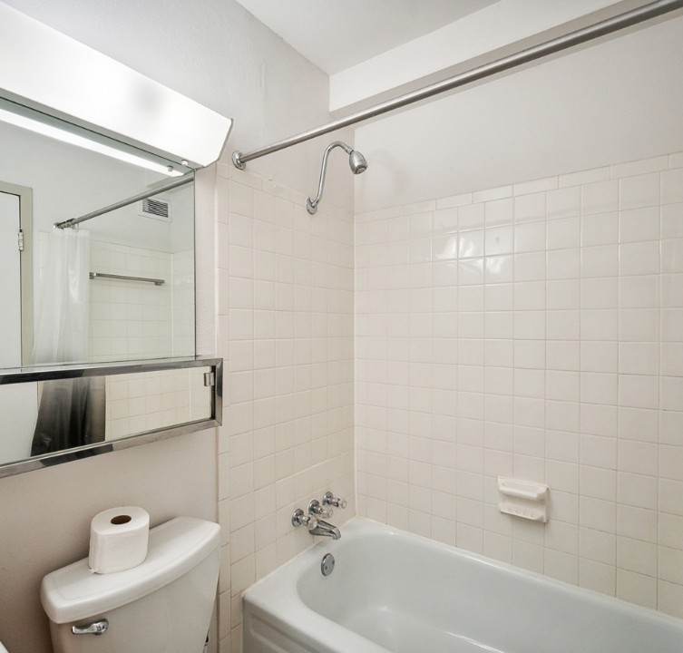 Pa Place 501, 2br