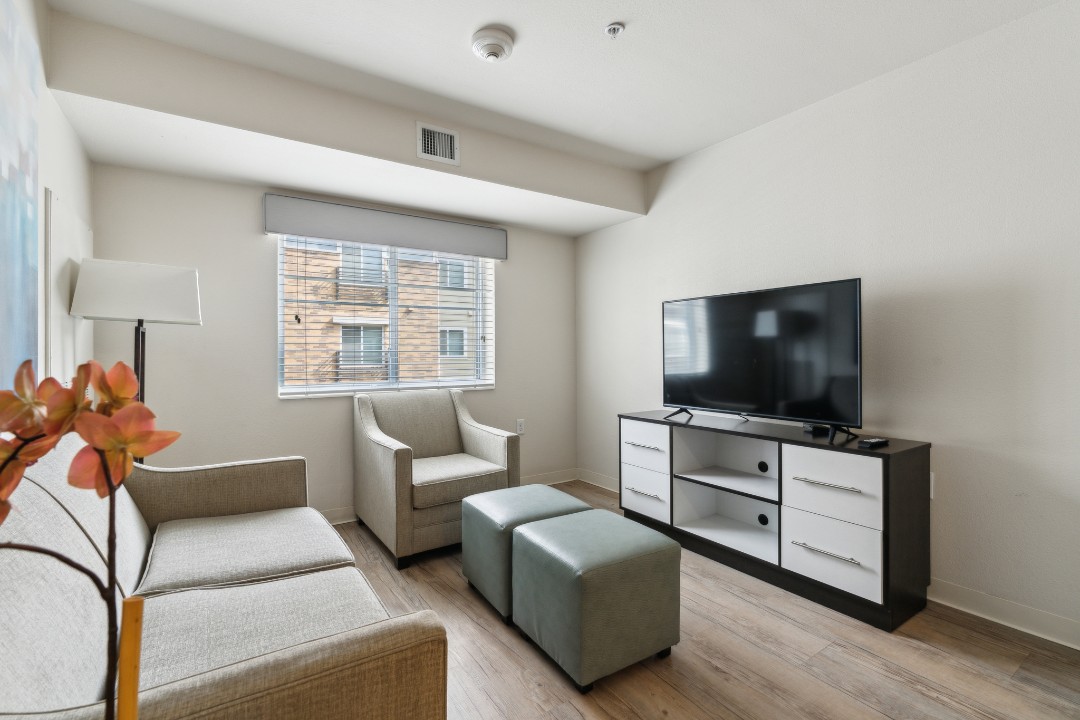 Simplicity At the Rim · Unit 1317 1/1
