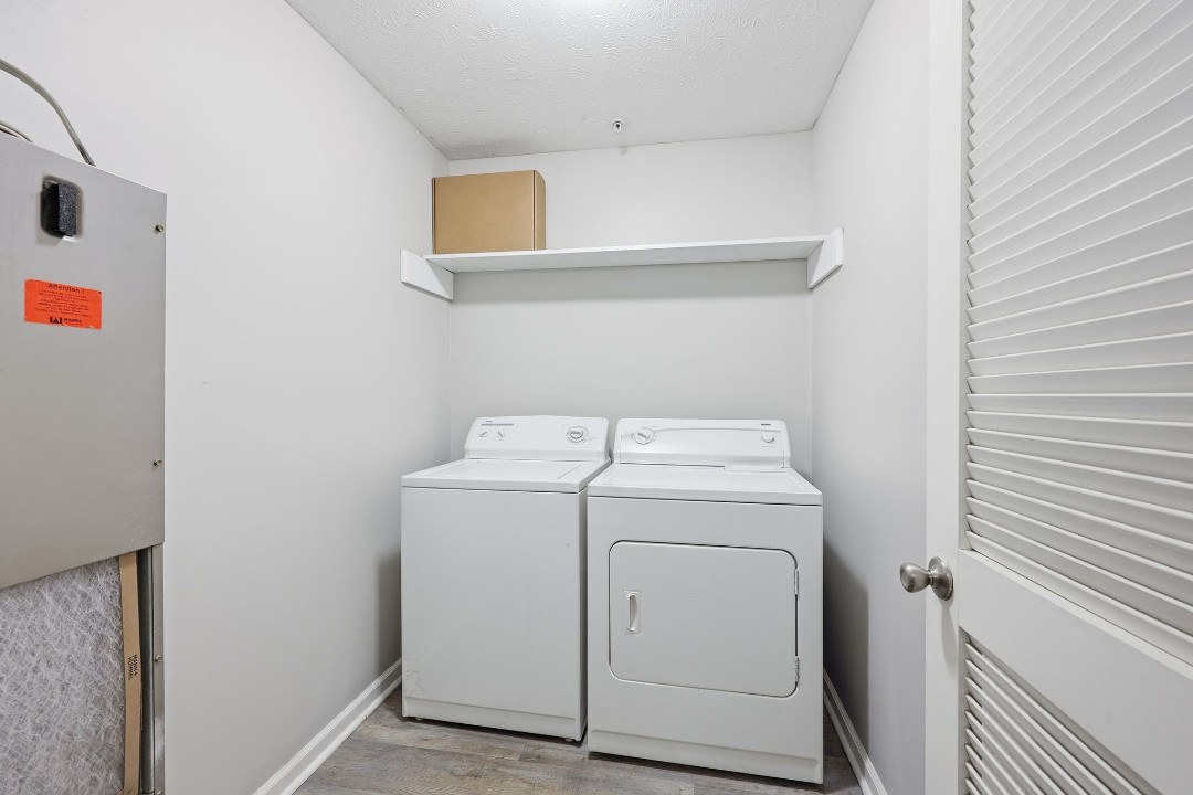 Highland Park apartments · Unit 1003 2/2