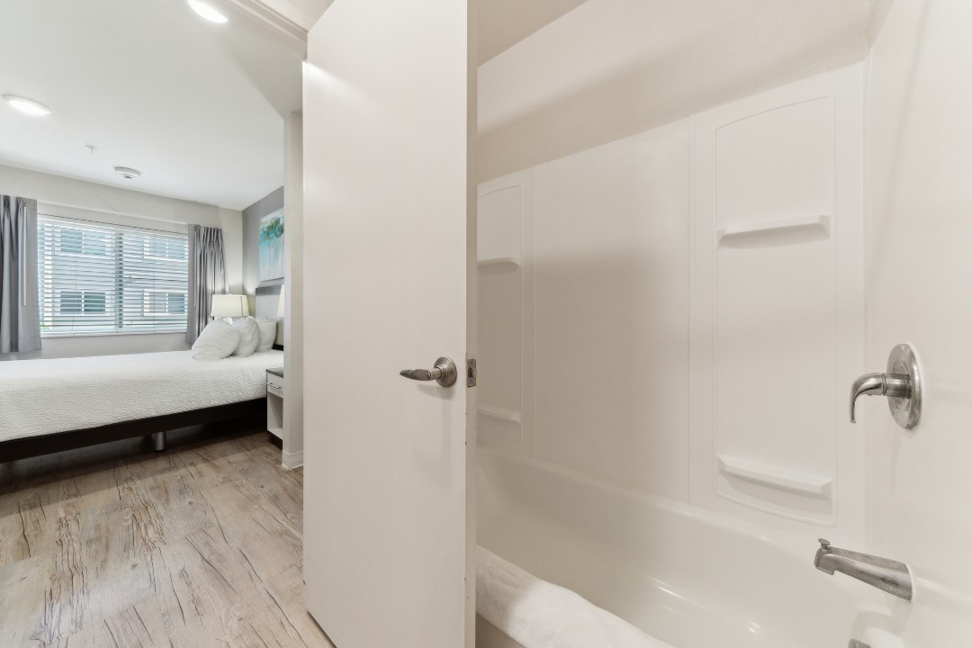 Simplicity At the Rim · Unit 1307  1/1