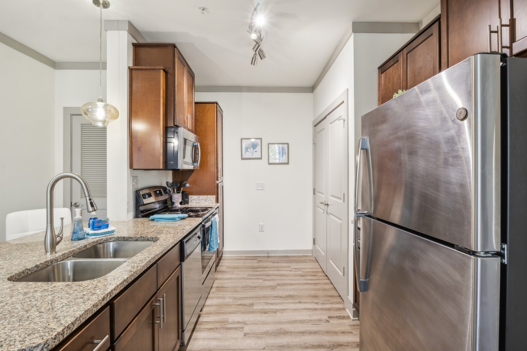 Overlook at Farragut 8207, · Unit 2/2