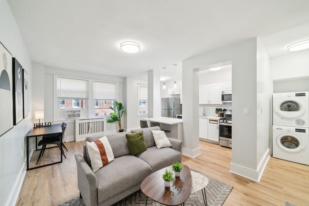 Fairfax Apartments · Unit 604 1/1