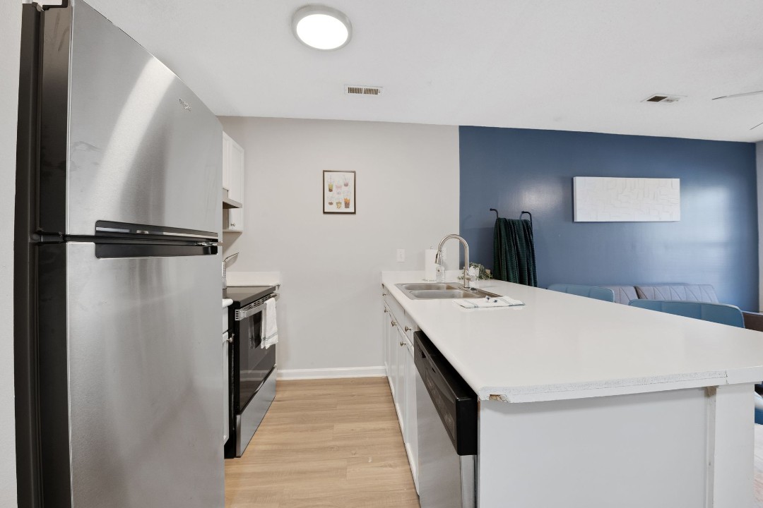 Carlson Bay, 965-104, · Unit 1/1