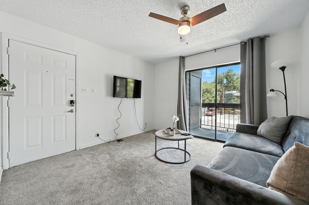 Mueller Flats · Unit 614 1/1