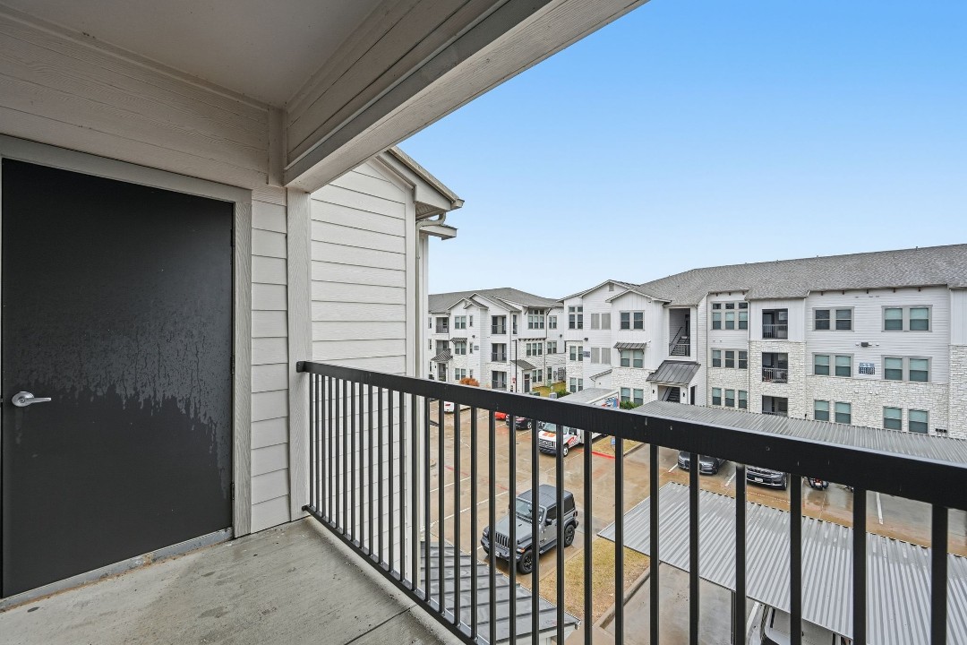 Chisholm Trace · Unit 1035 1/1