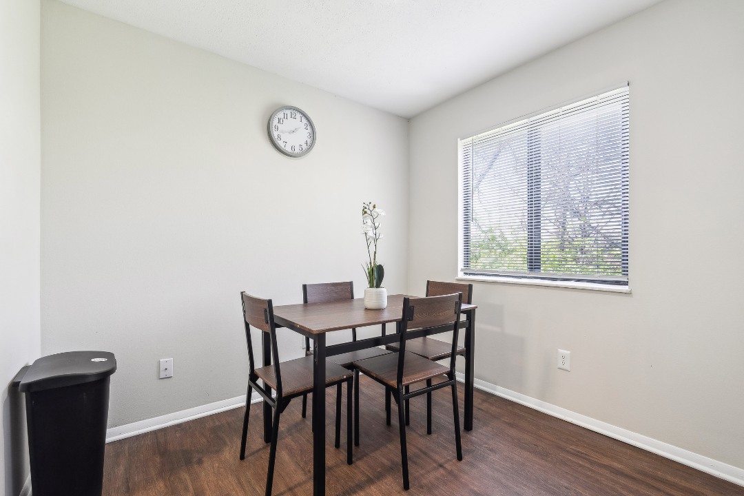 Northwoods 124-2B · Unit 1/1