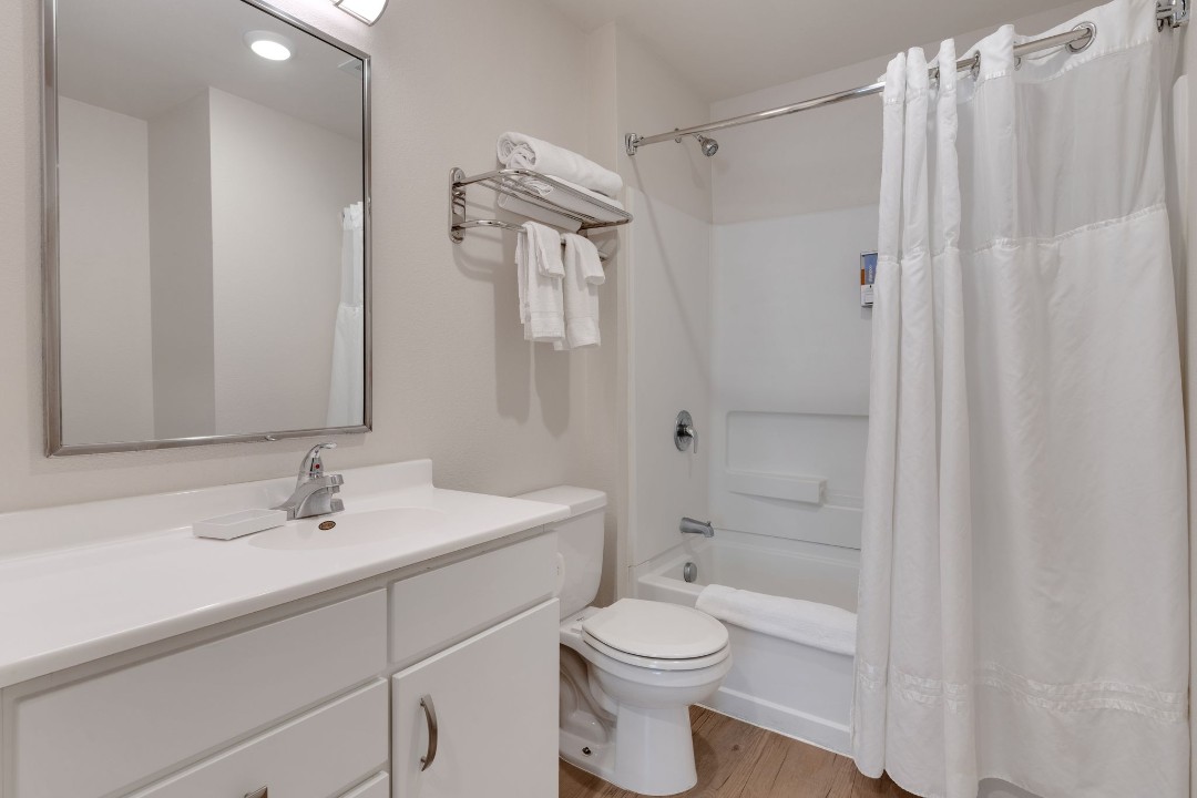 Simplicity At the Rim · Unit 1311 1/1