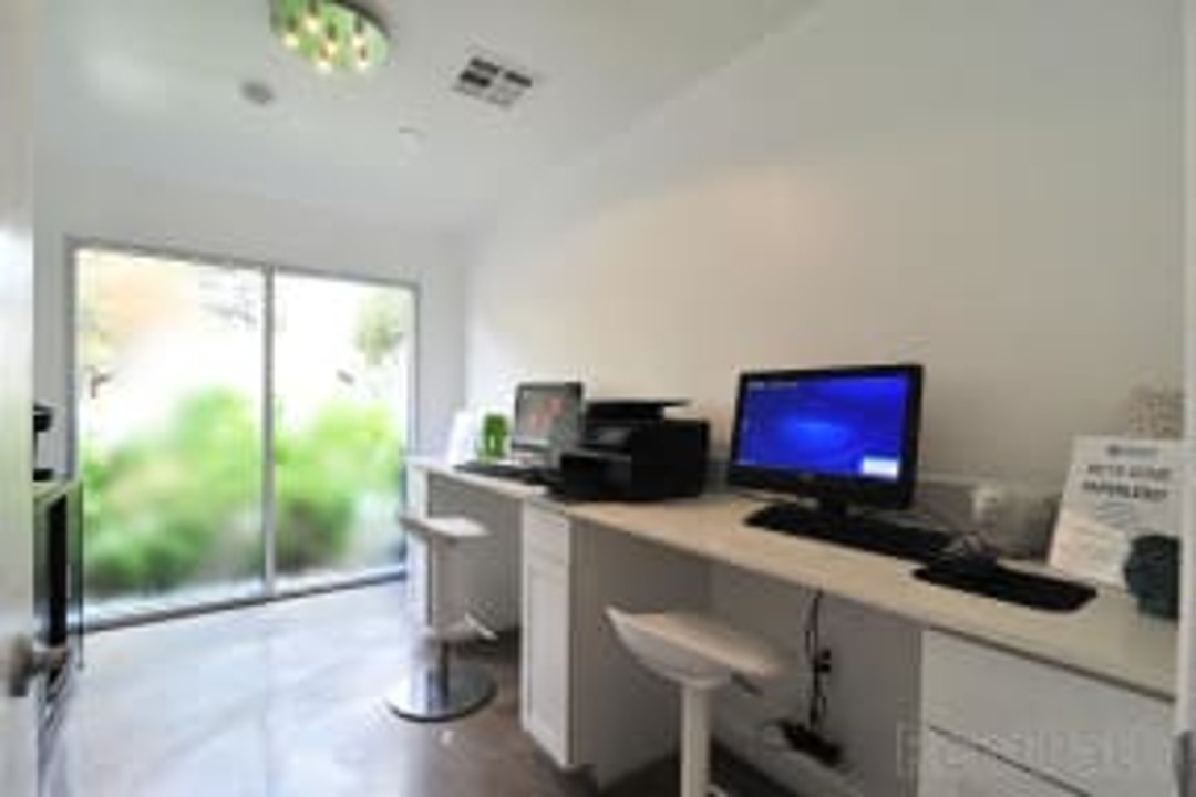 Mueller Flats · Unit 314 1/1