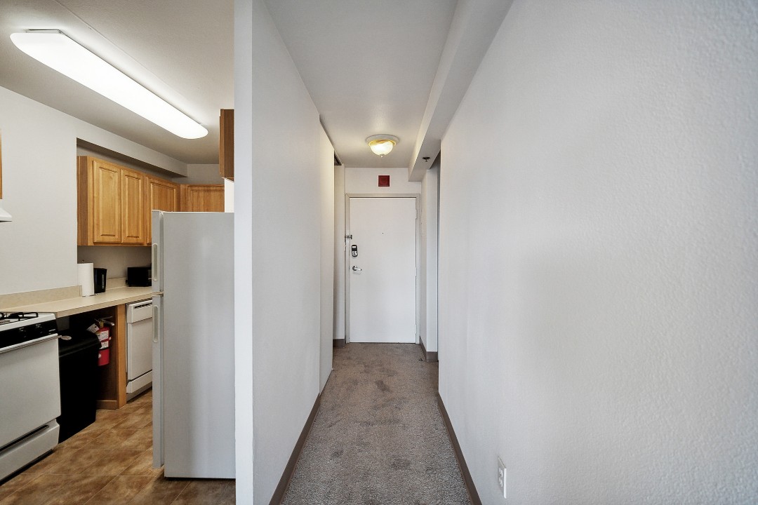 Pa Place 1306, 1br