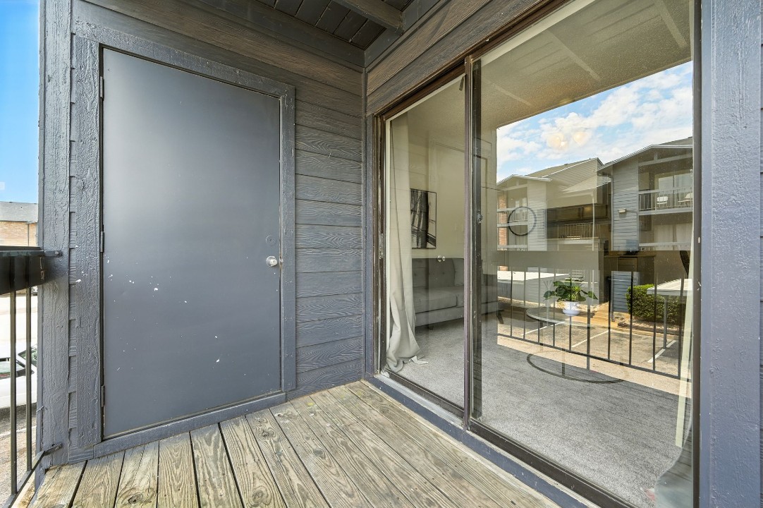 Mueller Flats · Unit 329 1/1