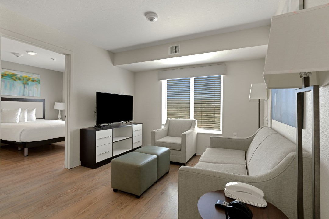 Simplicity At the Rim · Unit 1304 2/2