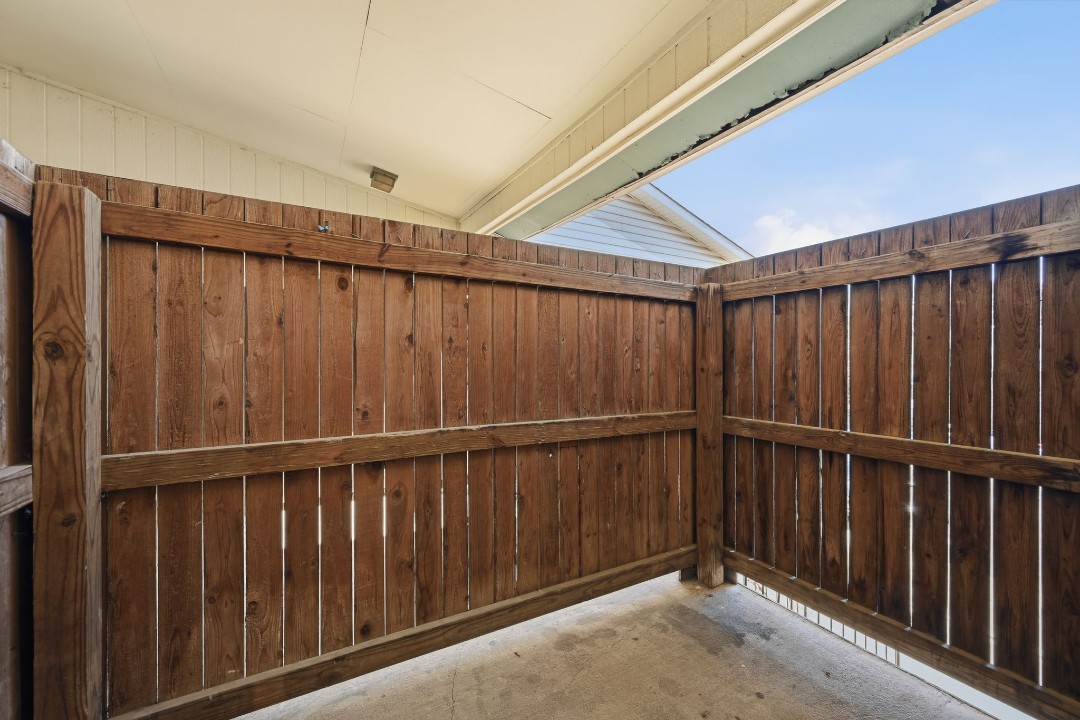Eureka village · Unit 254 2/1