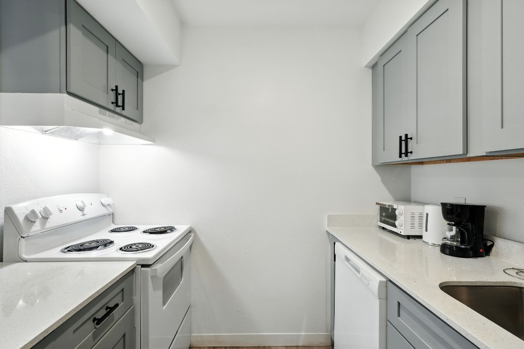 Mueller Flats · Unit 1607 1/1