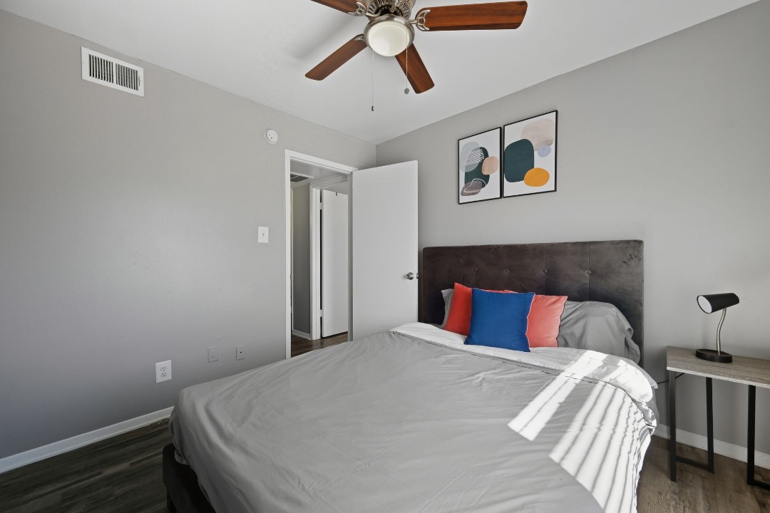 2 Bedrooms · Signature suite