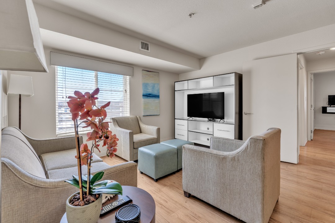 Simplicity At the Rim · Unit 1402 3/2