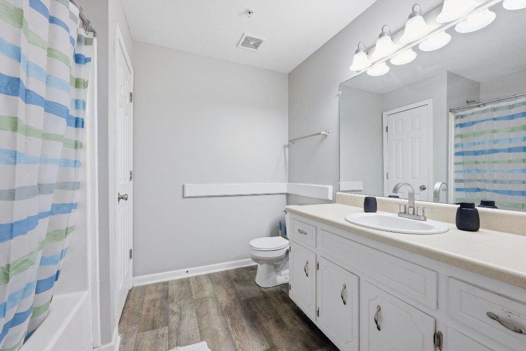 Highland Park apartments · Unit 1003 2/2