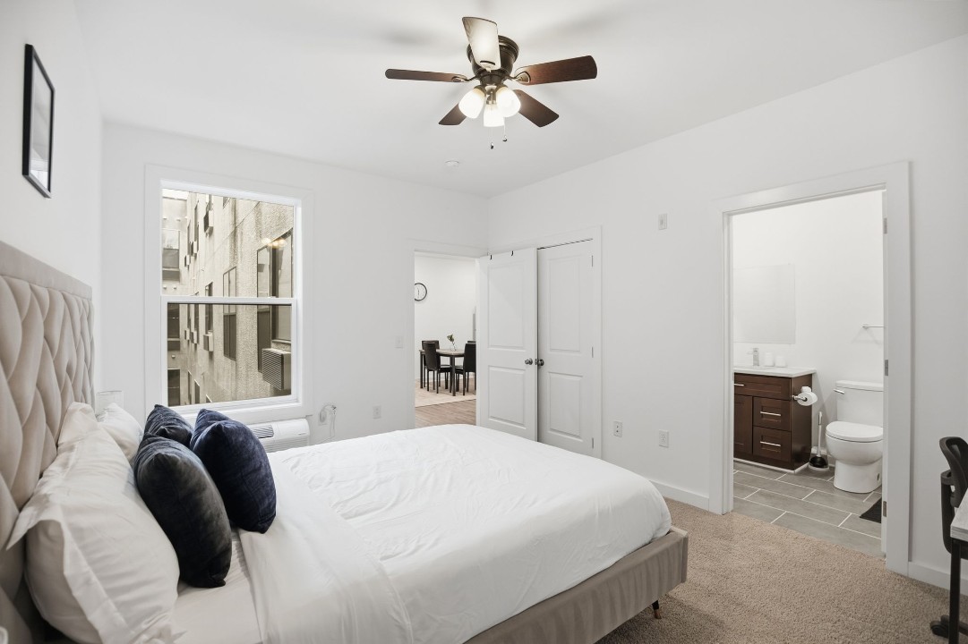 Fairmount Square 1528- 3B · Unit 1/1