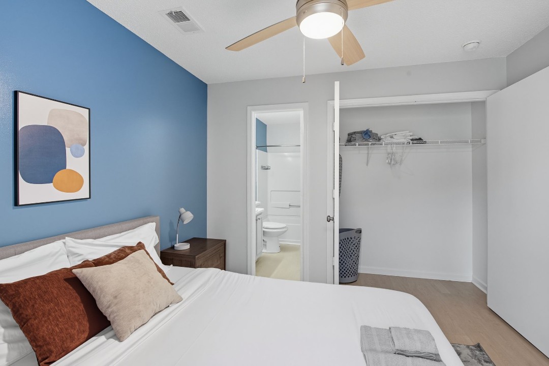 Meadowbrook 250-102 1bd/1bd