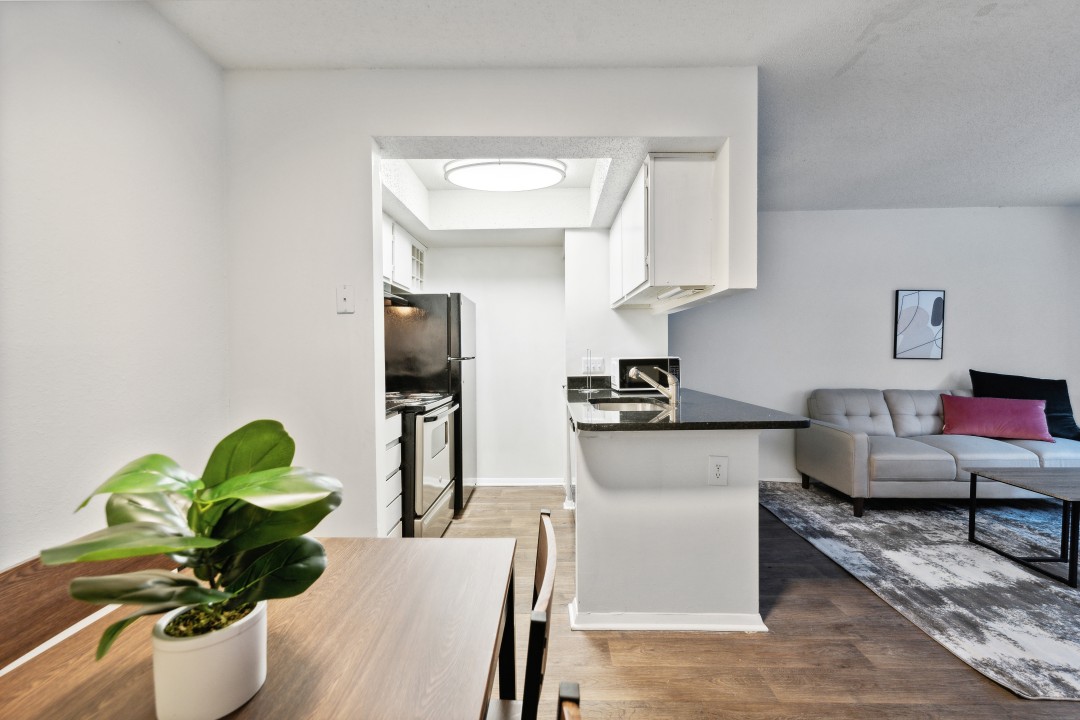 Northcliffe · Unit 404 1/1