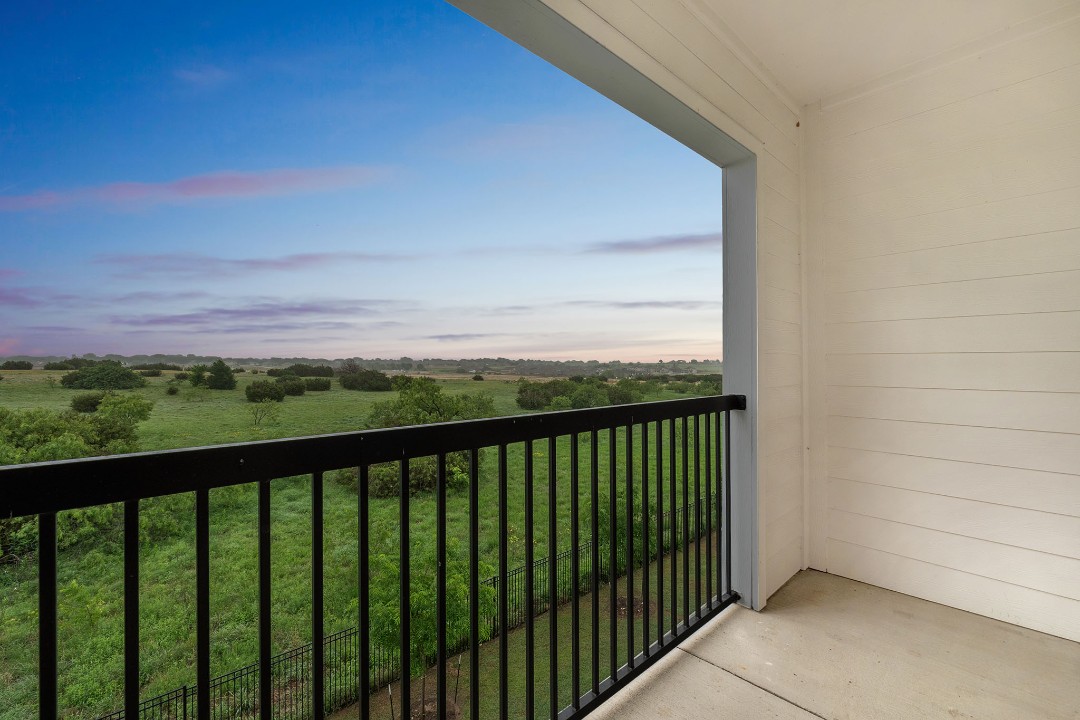 Chisholm Trace · Unit 734 1/1