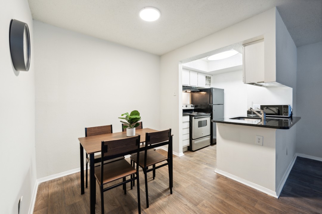 Northcliffe · Unit 404 1/1